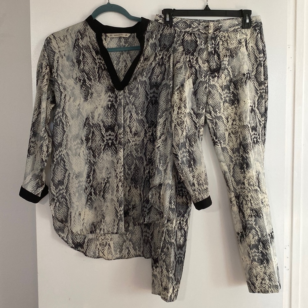 ZARA 2 PIECE PANT SET